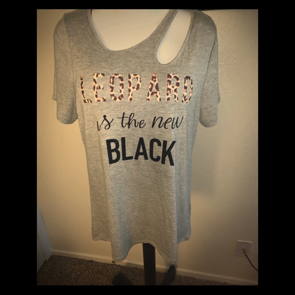 Logo blouse
